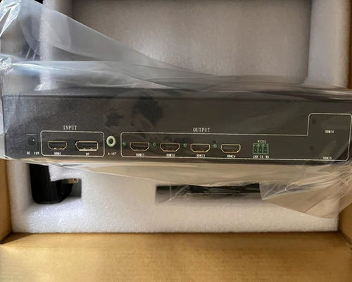 Ελεγκτής τοιχώματος βίντεο 4K 1 σε 4 ∙ 1x4 HDMI Splitter για πολυοθόνη