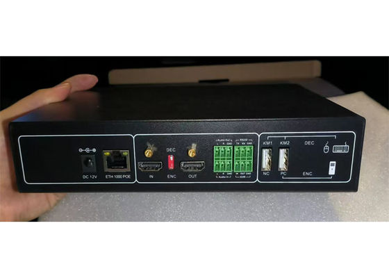 Εναλλακτικός διακόπτης IP KVM με έλεγχο OSD